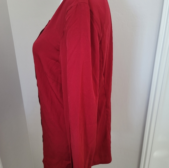 Banana Republic blouse - Picture 3 of 6